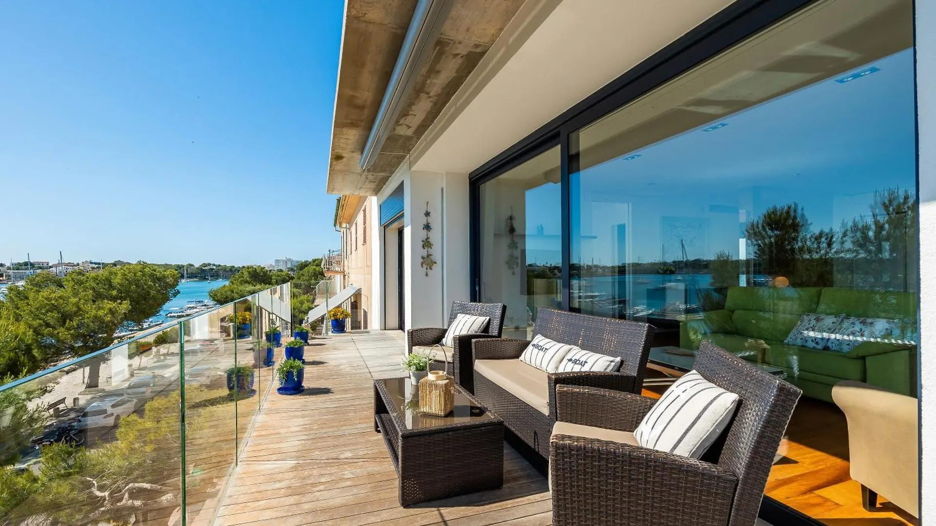 Apartment Llevant Portocolom  Spain